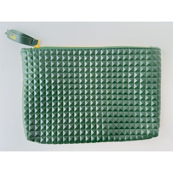 5/$20 NWOT Ipsy Glam Bag August 2019 Green Textured Geometric Pattern Makeup Bag - Picture 1 of 4